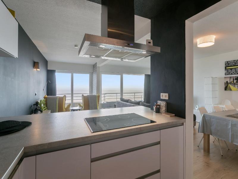 Apartment in Blankenberge with Sea Views - image 12