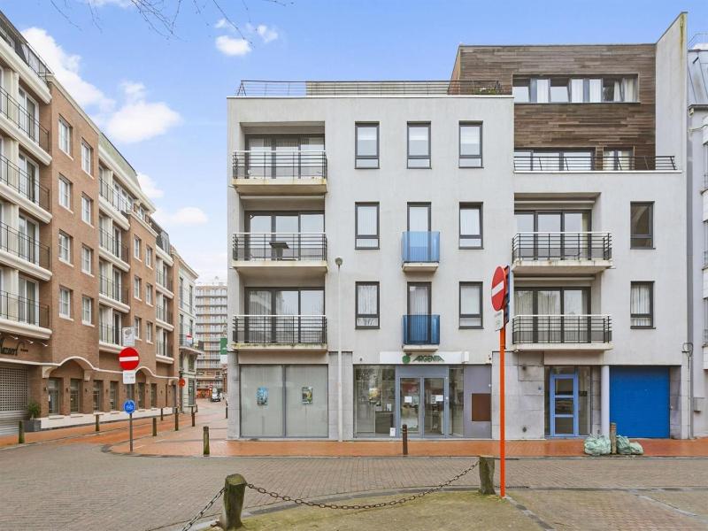 Apartment in Blankenberge near Seafront - image 1