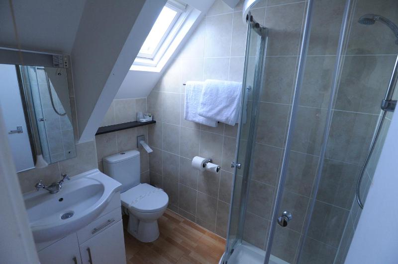 Standard Double Room image 4
