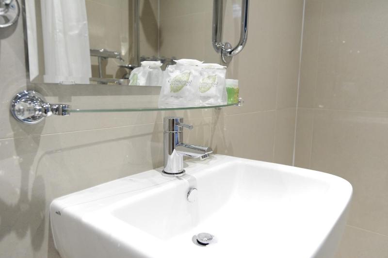 Deluxe Double Room image 2