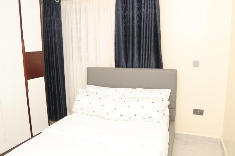 Shirpelle Suites BNB - image 12