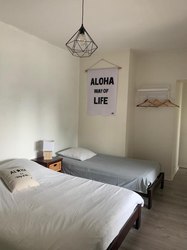 Triple Room with Bath image 4