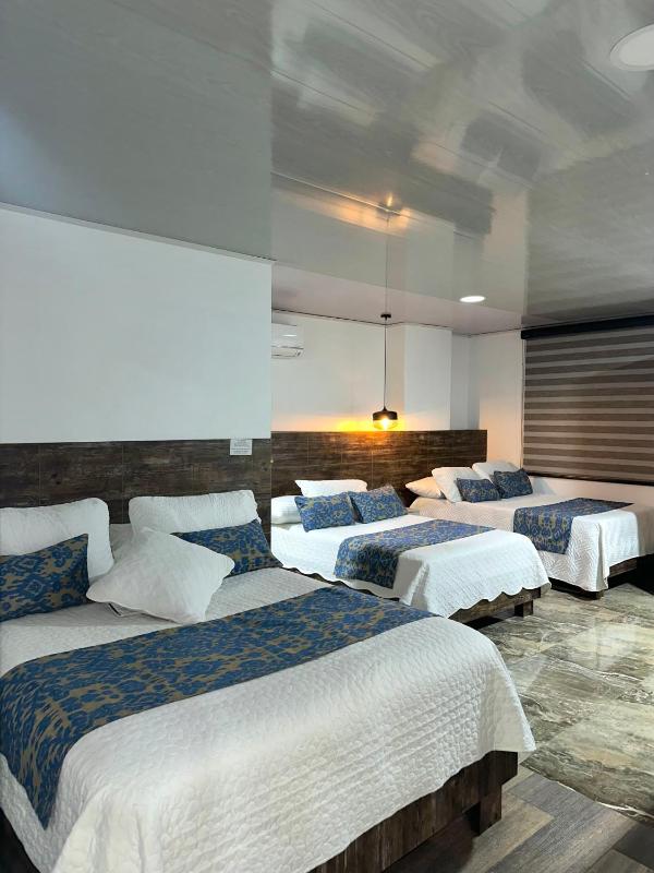 Family Room image 1
