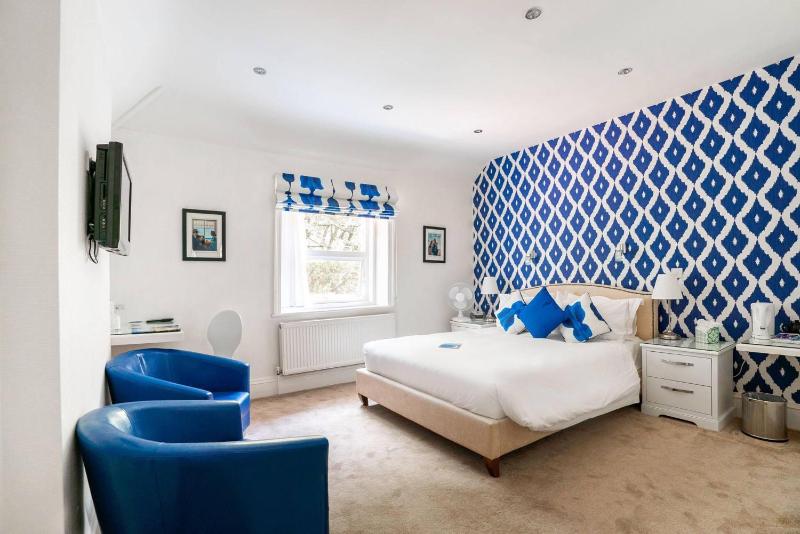 Deluxe Double Room image 1