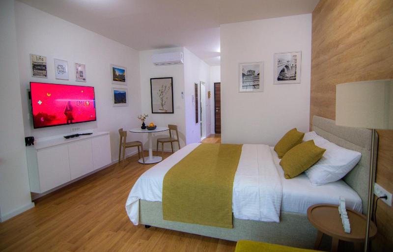 Momento Studio Apartments - image 4