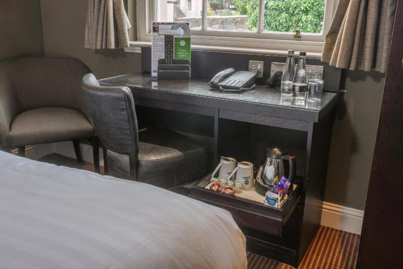 Standard Twin Room - Non-Smoking image 3
