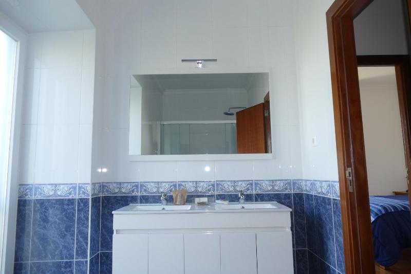 Double Room with Private Bathroom image 4