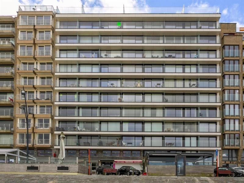 Flat in Blankenberge with Stunning Sea Views - image 1