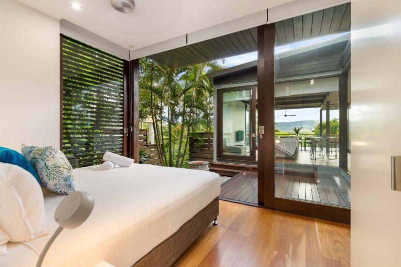 53B Murphy Street - Modern luxury in Port Douglas - image 14