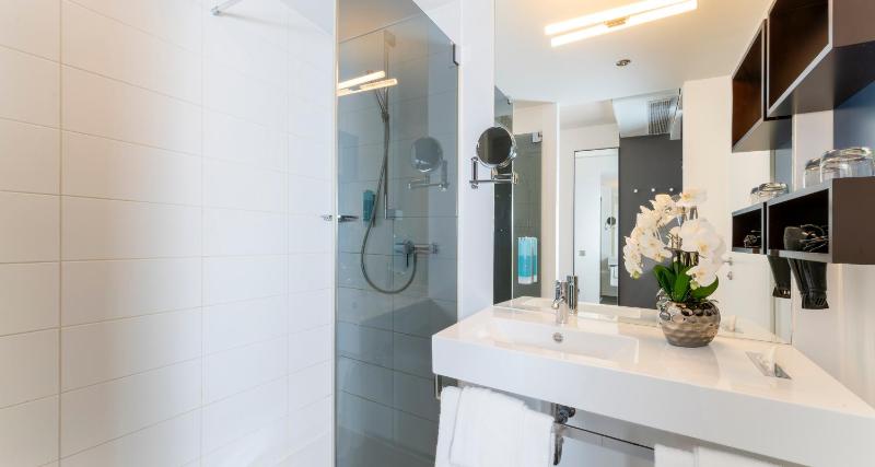 Standard Single Room image 2