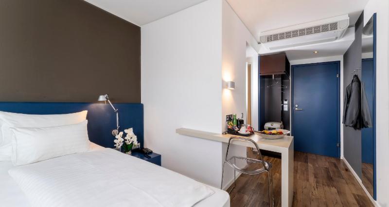 Standard Single Room image 1
