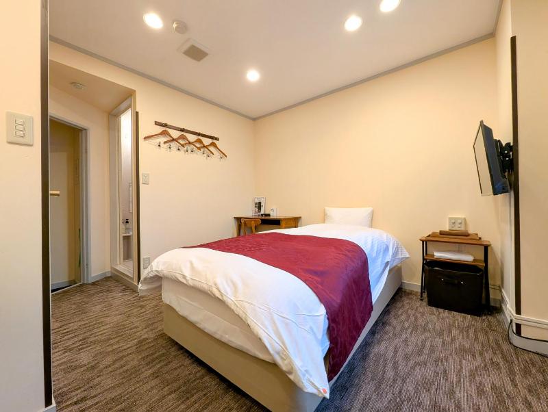 Kanazawa Station Hotel - image 6