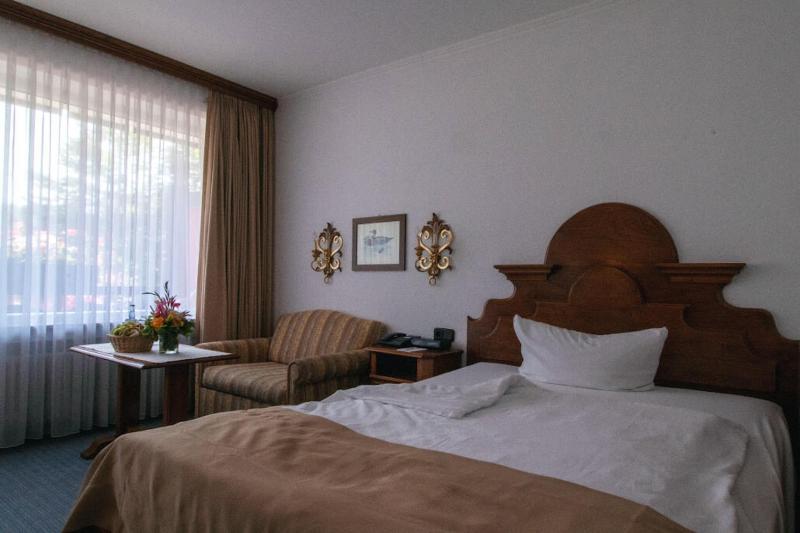 Comfort Single Room image 2