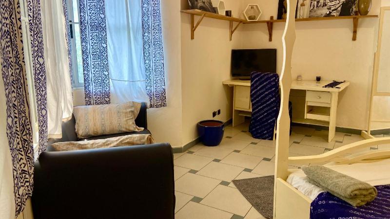 Le Colibri Guesthouse - image 8