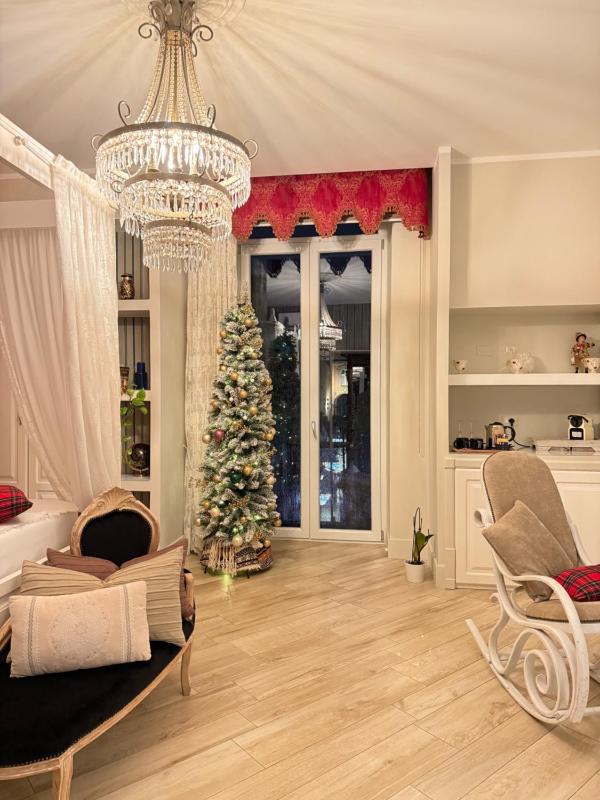 Suite with City View image 1
