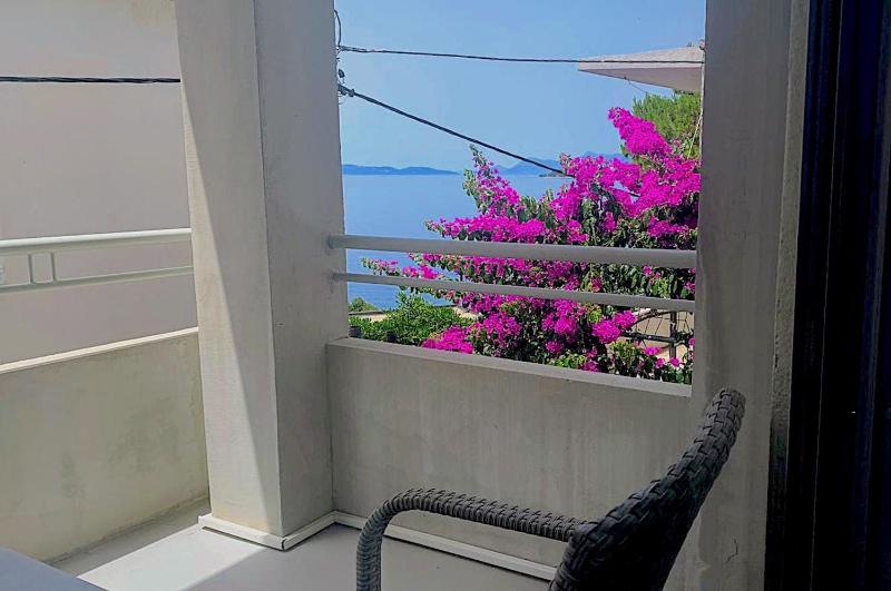 Apartment with Balcony image 2