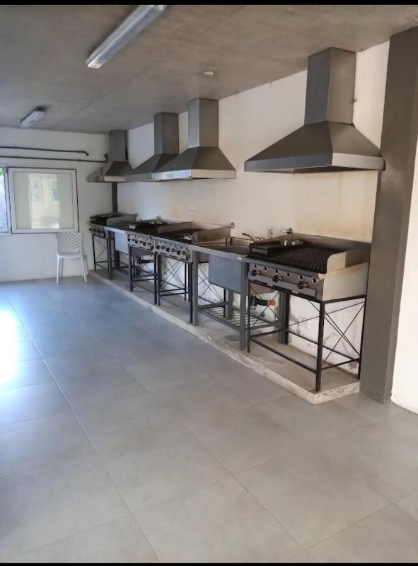 Espectacular Departamento en Complejo - image 8