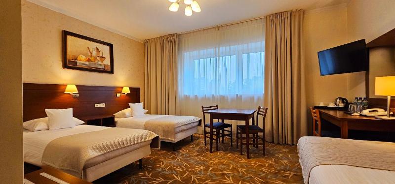 Triple Room image 3