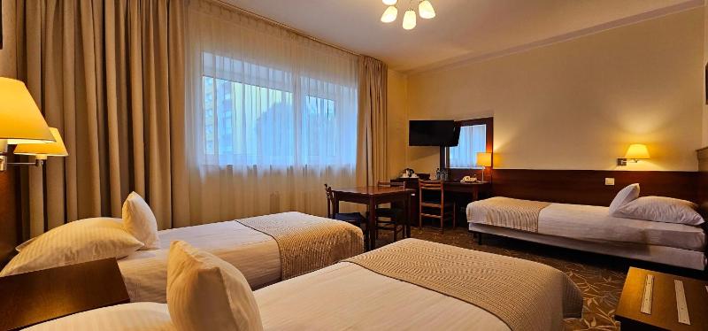 Triple Room image 4