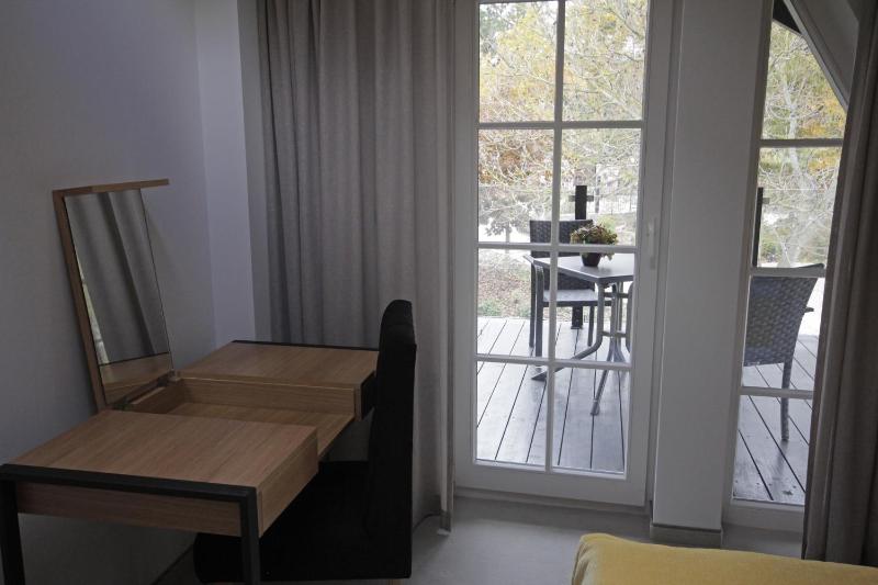 Double Room with Terrace image 2