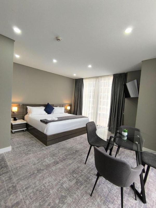 Polana Plaza Hotel - image 12