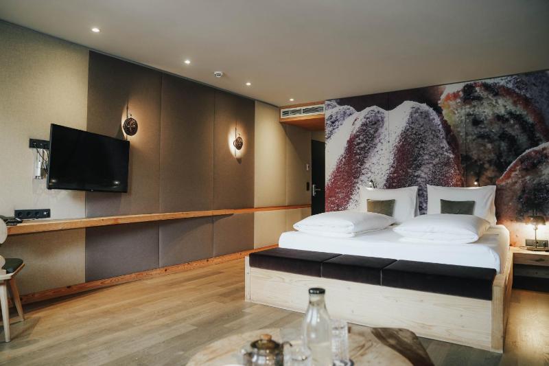 Boutiquehotel Weisses Rössl - image 6