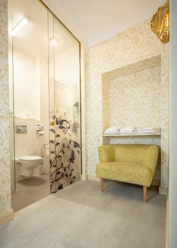 Hotel Urania - image 7