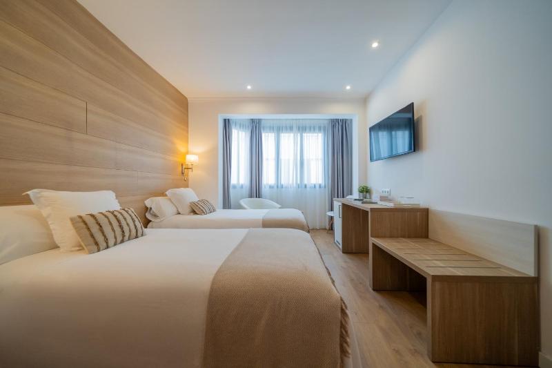 Hostal Menurka - image 43