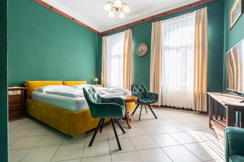 Theme room image 1