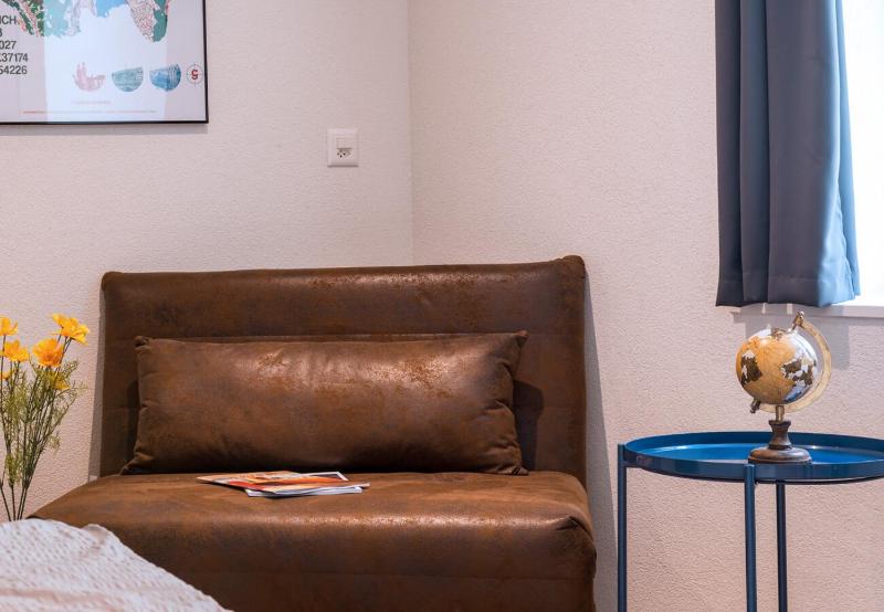 HITrental Central Station Apartment - image 2