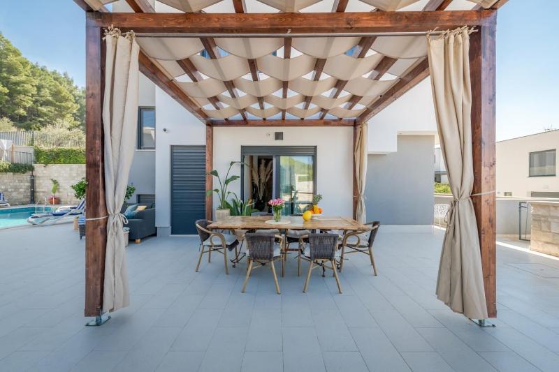 Luxury villa Blue Sky private pool breakfast - image 20