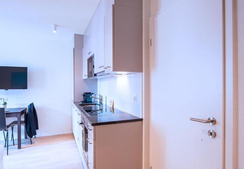 HITrental Central Station Apartment - image 14