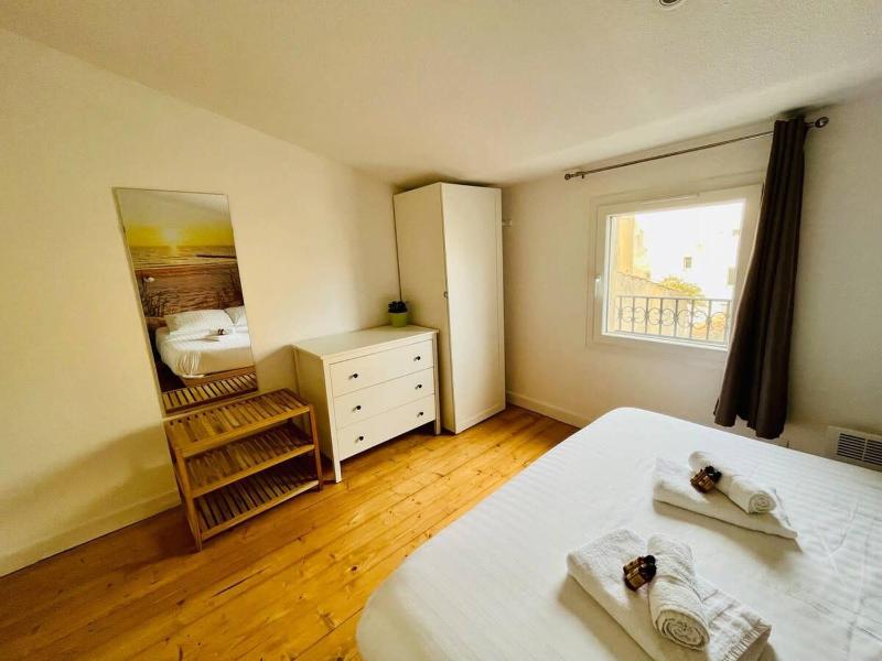 Appartement Vue Port Joli T2 LR130 - image 4