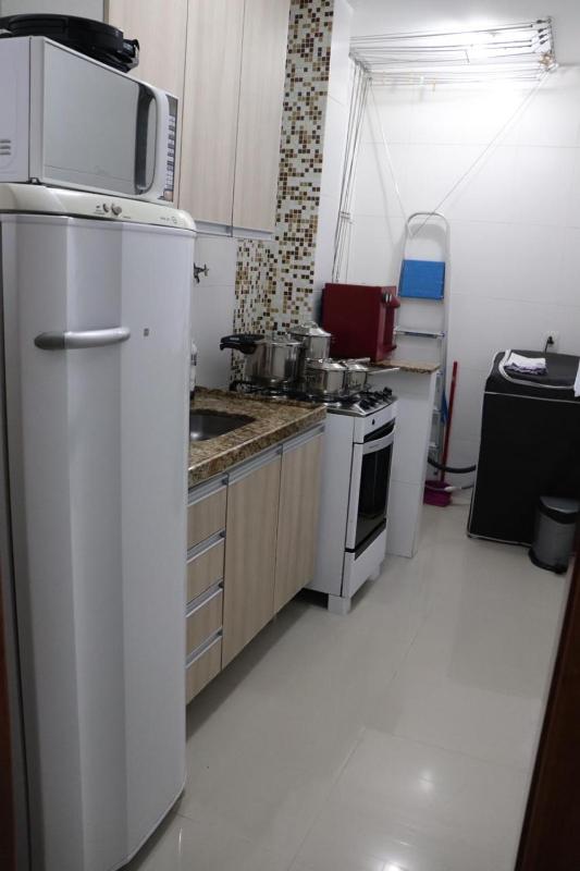 CONFORTO IMBATIVEL - 25 metros do MAR - 2 Quartos com AR CONDICIONADOS SPLIT Air Fryer WI-FI Disney Plus Star Plus HBO Max Cadeiras de Praia e Caixa Térmica - 8 pessoas com Muito Conforto - Melhor Localização! - image 14