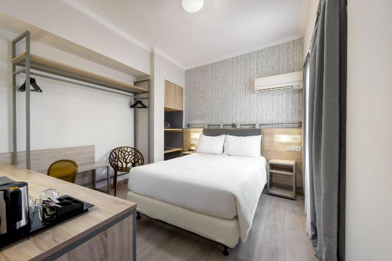 Twin or Double Room image 2