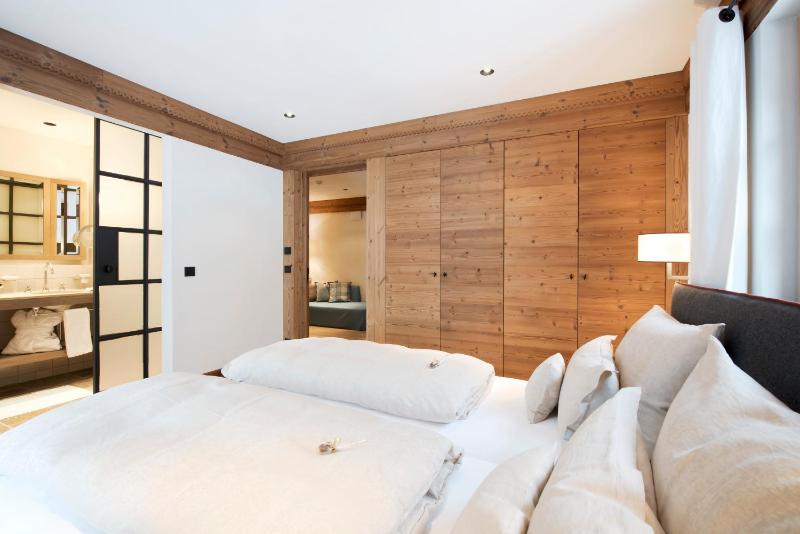 Two-Bedroom Chalet image 4