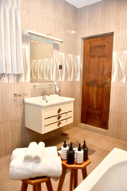 Tea Queens Bungalow - image 35