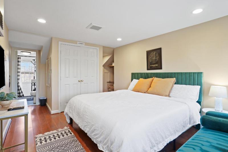 Four-Bedroom House image 2