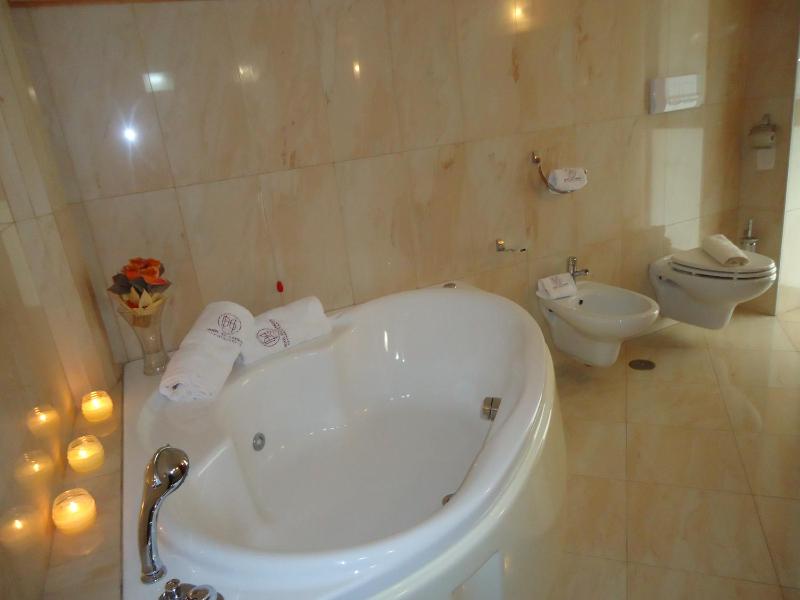Superior Suite image 3