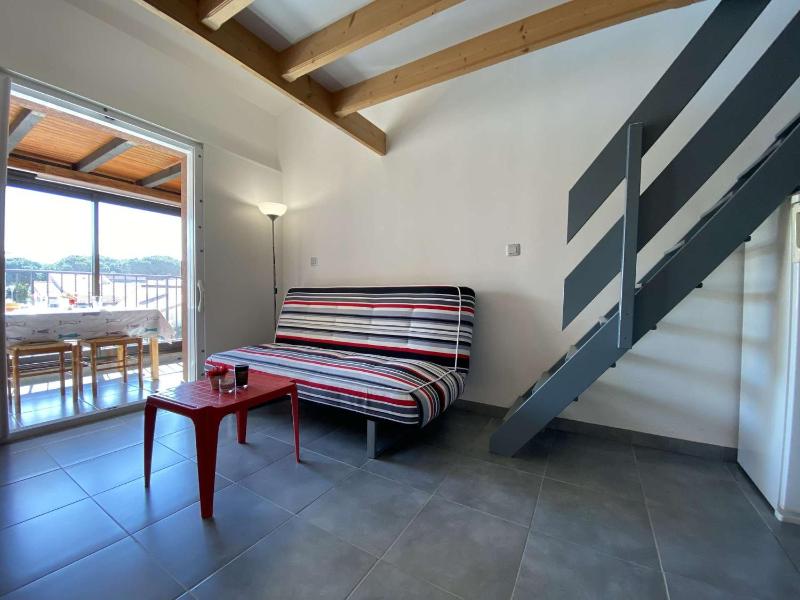 Appartement dernier etage a 300 m de la plage GN020-238 - image 2