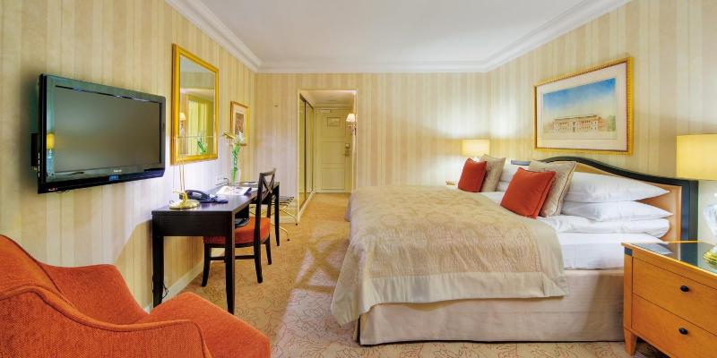Classic Room image 4