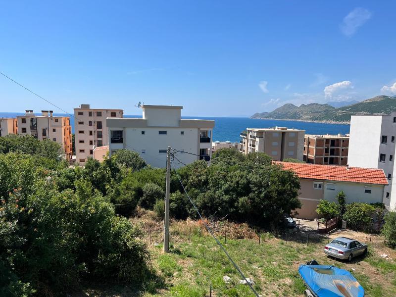 Studio with Balcony and Sea View image 3