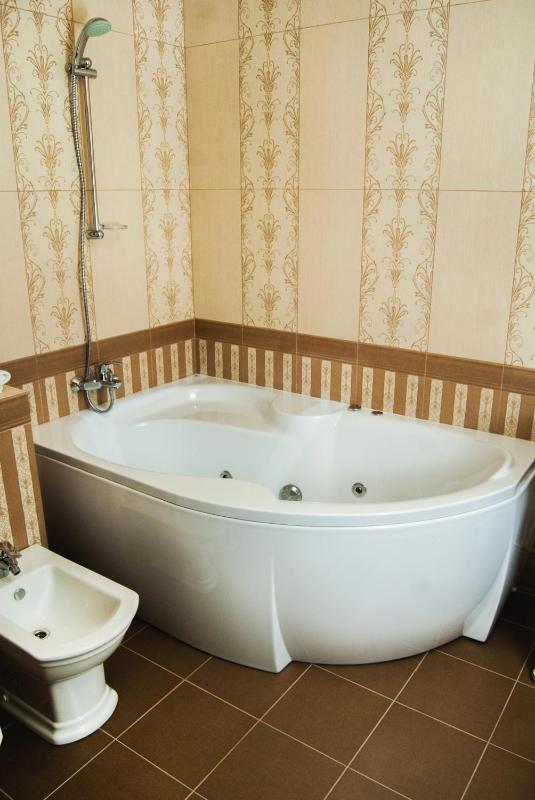 Suite with King Size Bed image 2