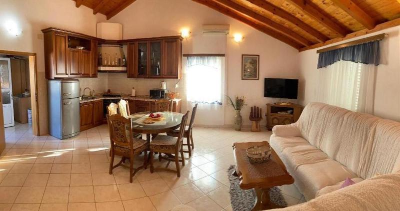 Two-Bedroom Apartment with Terrace and Sea View image 1