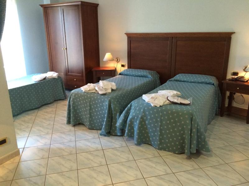Triple Room image 4