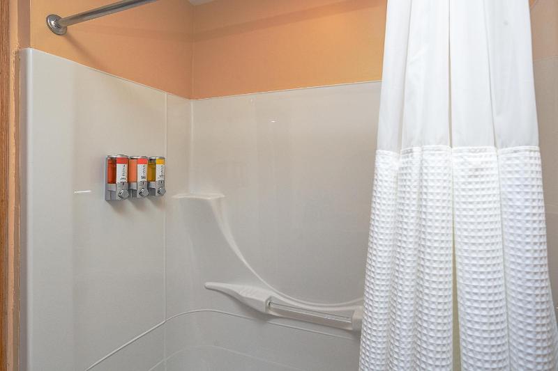 Double or Twin Room with Bathroom image 2