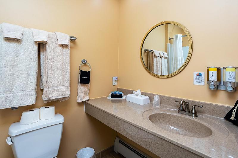 Double or Twin Room with Bathroom image 3