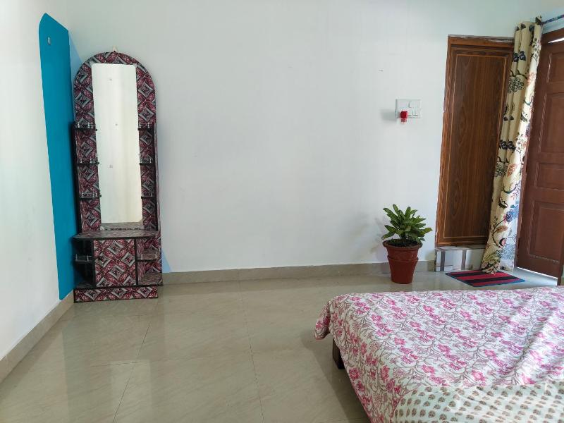 Tales of Guwahati 202 - Independent 1BHK- AC extra 200 - image 9