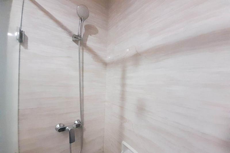 Best Homey and Modern Studio at Uttara The Icon Apartment By Travelio - image 2