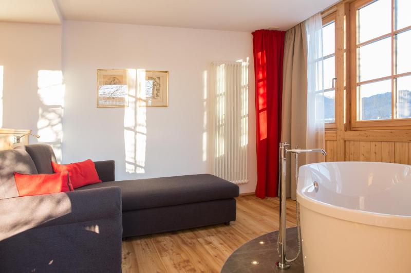 Suite (2 Adults) image 4